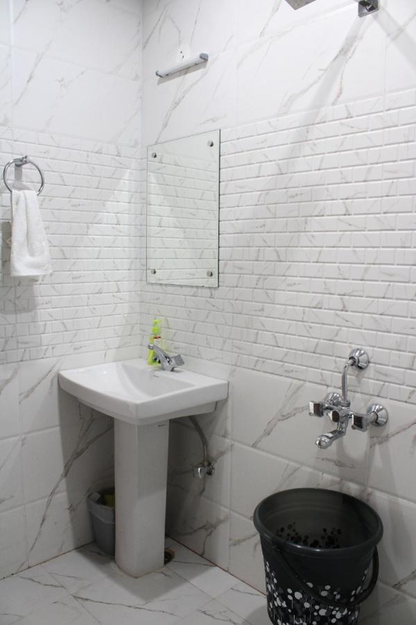 Him Aashrey B&B Homestay Šimla Exteriér fotografie