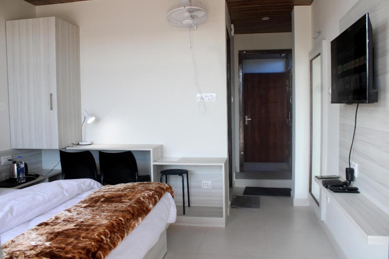 Him Aashrey B&B Homestay Šimla Exteriér fotografie